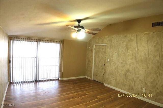 10 East Bonanza Road, Las Vegas, NV 89101