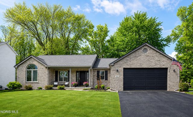 7424 Country Meadow Court, Sylvania, OH 43560