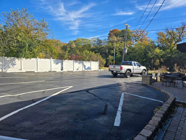 8116 Archer Avenue, Willow Springs, IL 60480