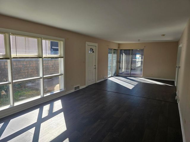 8116 Archer Avenue, Willow Springs, IL 60480