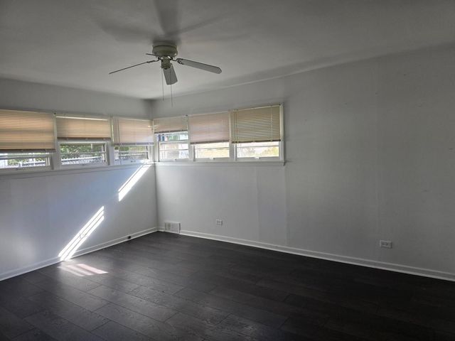 8116 Archer Avenue, Willow Springs, IL 60480