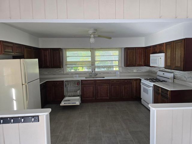 8116 Archer Avenue, Willow Springs, IL 60480