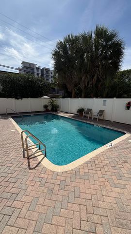 32 NE 22nd Avenue 107, Pompano Beach, FL 33062