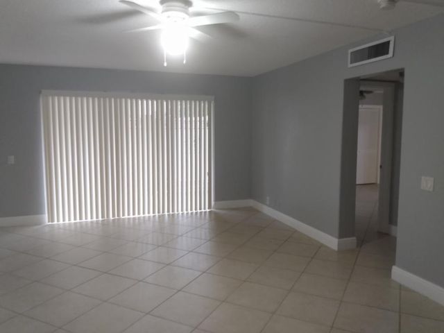 32 NE 22nd Avenue 107, Pompano Beach, FL 33062