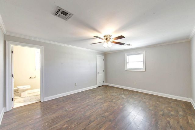 1221 Tetreau St, Thibodaux, LA 70301