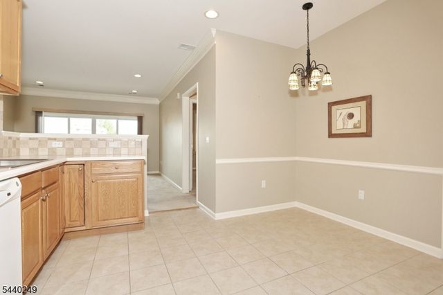 8208 Warrens Way, Wanaque Boro, NJ 07465