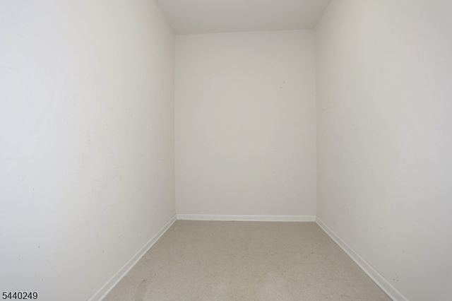 8208 Warrens Way, Wanaque Boro, NJ 07465