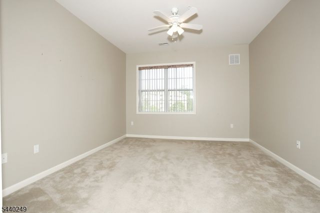 8208 Warrens Way, Wanaque Boro, NJ 07465