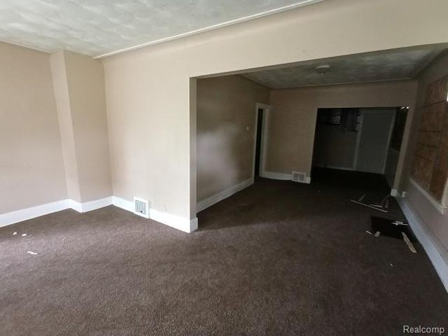 14221 Jane Street, Detroit, MI 48205