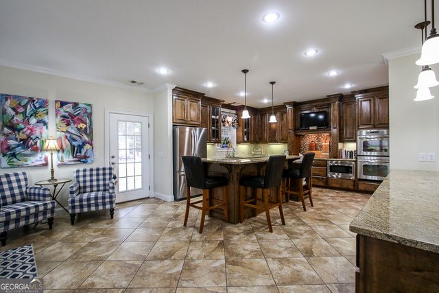 200 Lex Strickland Road, Claxton, GA 30417