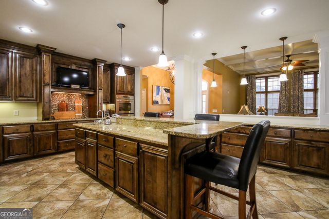 200 Lex Strickland Road, Claxton, GA 30417