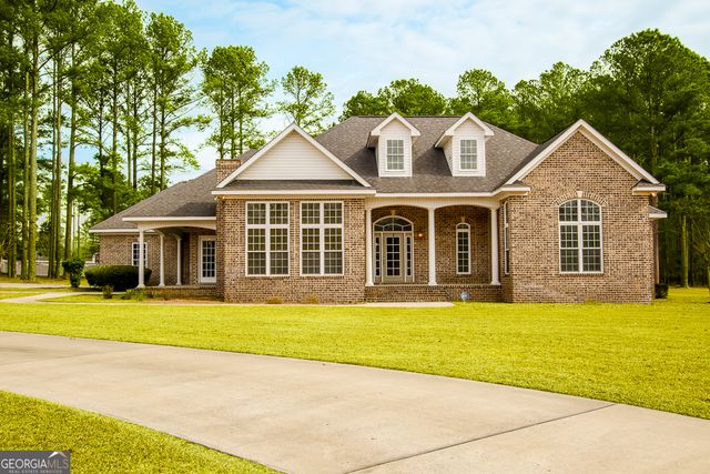 200 Lex Strickland Road, Claxton, GA 30417