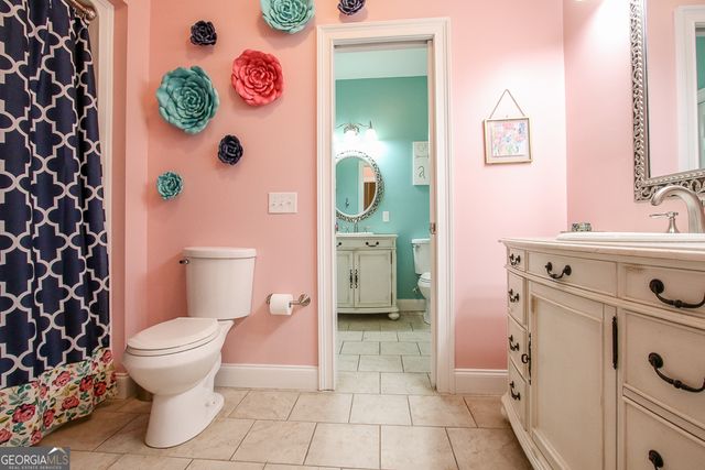 200 Lex Strickland Road, Claxton, GA 30417