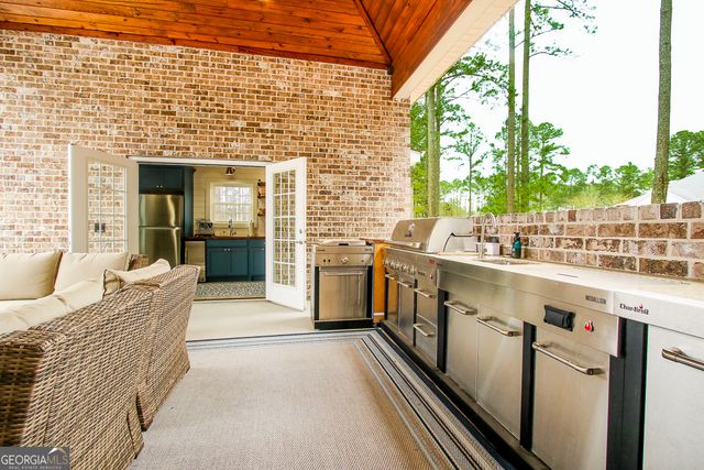 200 Lex Strickland Road, Claxton, GA 30417