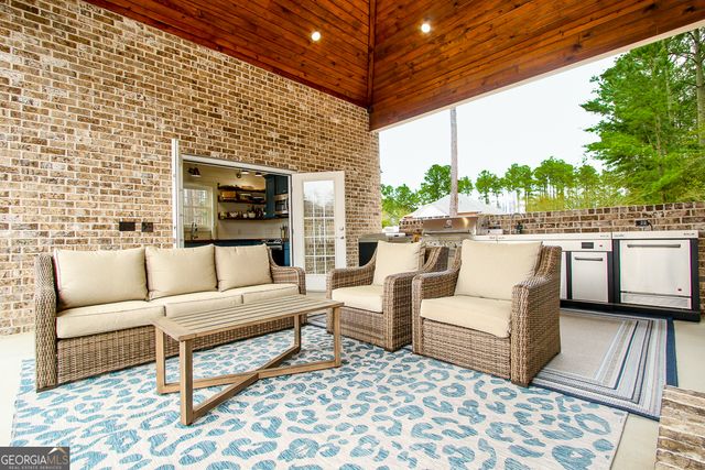 200 Lex Strickland Road, Claxton, GA 30417