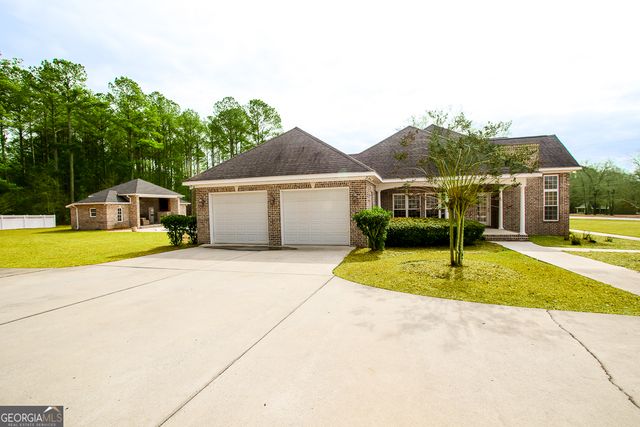 200 Lex Strickland Road, Claxton, GA 30417