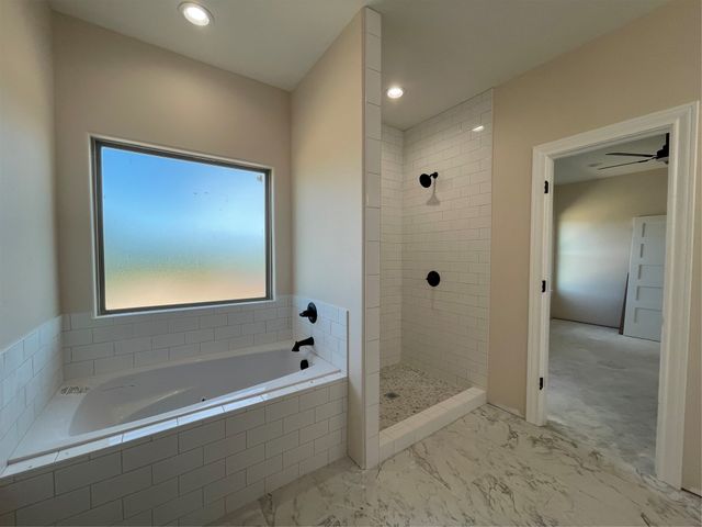 405 Austin Lane, Callisburg, TX 76240