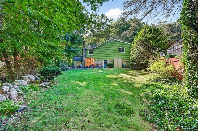 45 Lakeshore Dr, Hudson, MA 01749