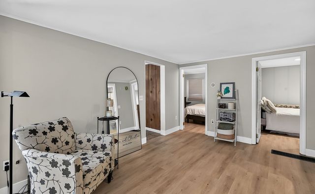 45 Lakeshore Dr, Hudson, MA 01749