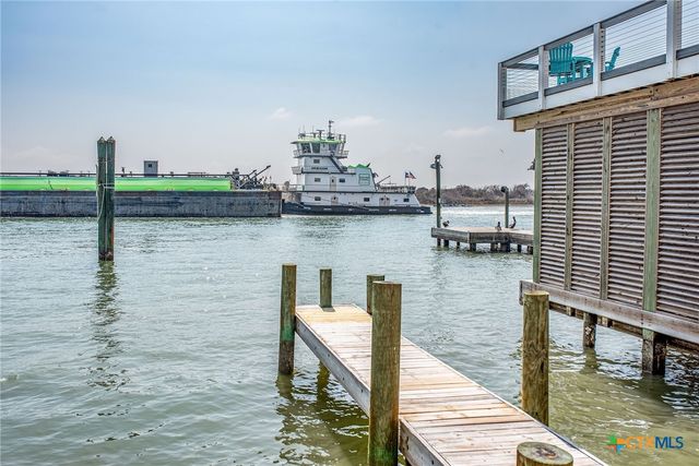 27 Las Palmas Drive, Port O'connor, TX 77982