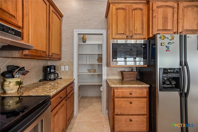 27 Las Palmas Drive, Port O'connor, TX 77982