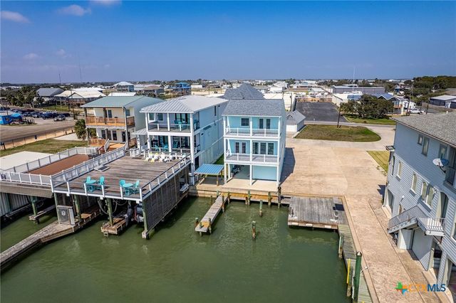 27 Las Palmas Drive, Port O'connor, TX 77982