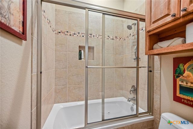 27 Las Palmas Drive, Port O'connor, TX 77982