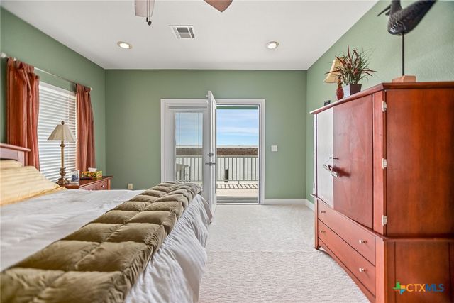 27 Las Palmas Drive, Port O'connor, TX 77982