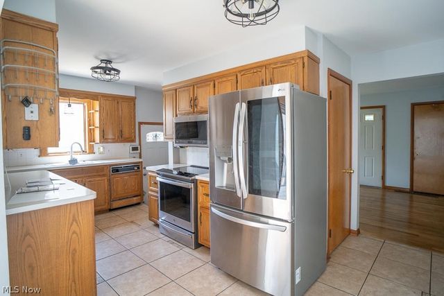 1853 Evergreen Avenue, Akron, OH 44301