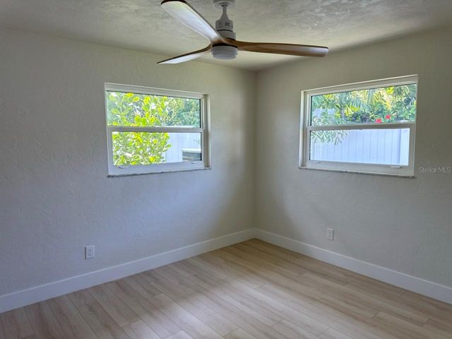 4568 40TH STREET S, St Petersburg, FL 33711