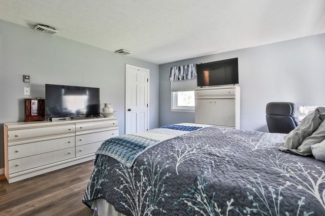 155 Robinson Road, Hudson, NH 03051