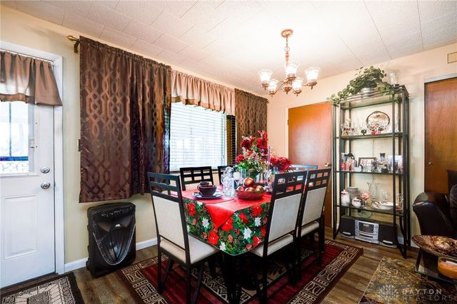 5400 Bromwick Drive, Dayton, OH 45426