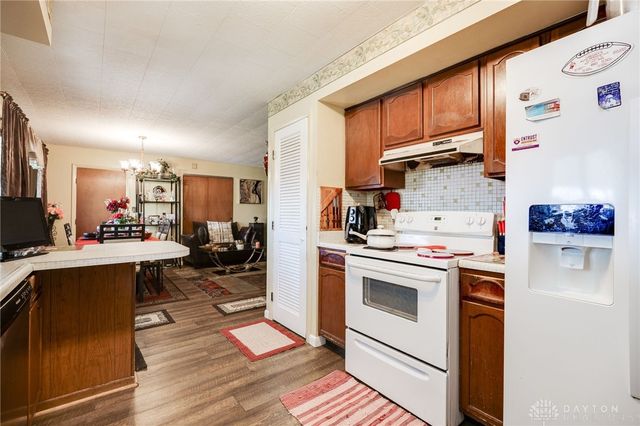 5400 Bromwick Drive, Dayton, OH 45426