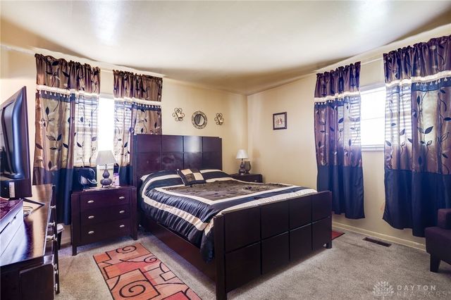 5400 Bromwick Drive, Dayton, OH 45426