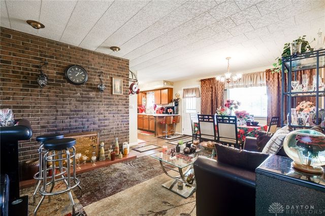 5400 Bromwick Drive, Dayton, OH 45426