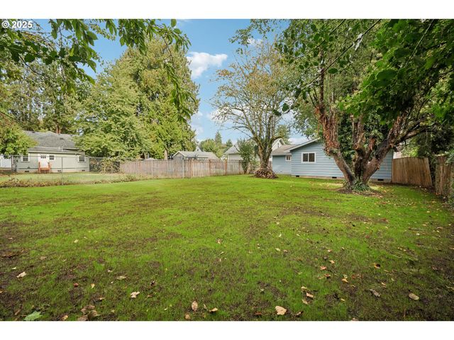 245 Ne 4th Ave, Hillsboro, OR 97124