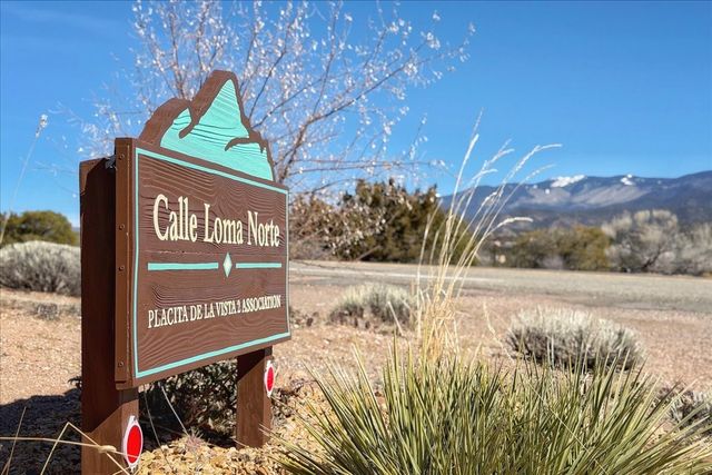 311 Calle Loma Norte, Santa Fe, NM 87501