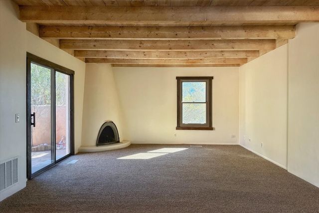 311 Calle Loma Norte, Santa Fe, NM 87501