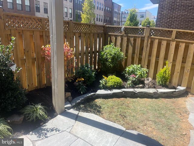 23043 SULLIVANS COVE SQ, Brambleton, VA 20148