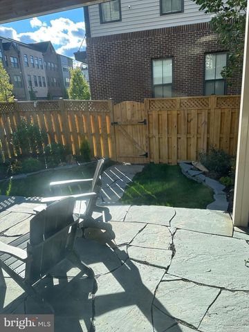 23043 SULLIVANS COVE SQ, Brambleton, VA 20148