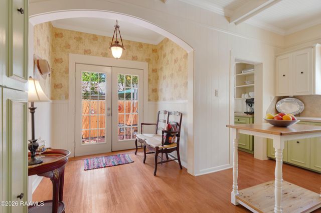 111 S Poydras Street, Breaux Bridge, LA 70517