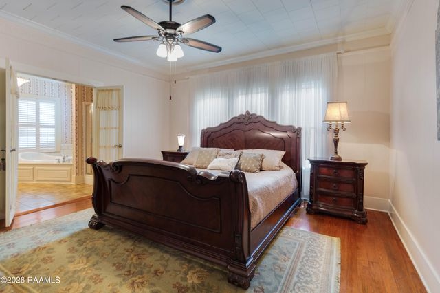 111 S Poydras Street, Breaux Bridge, LA 70517