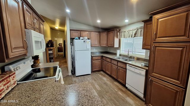 6960 W Peoria Avenue 68, Peoria, AZ 85345