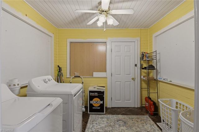 4585 Oak Ridge Drive, Winston-salem, NC 27105