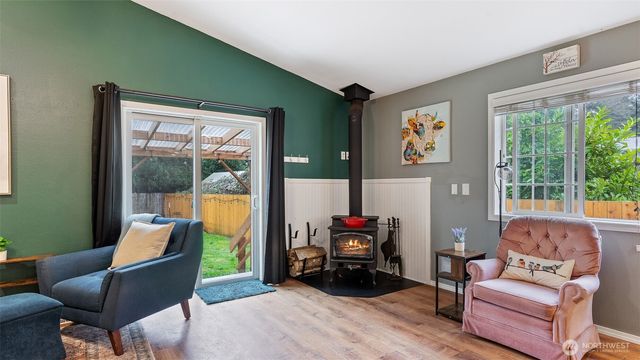 19721 47th Avenue NE, Arlington, WA 98223