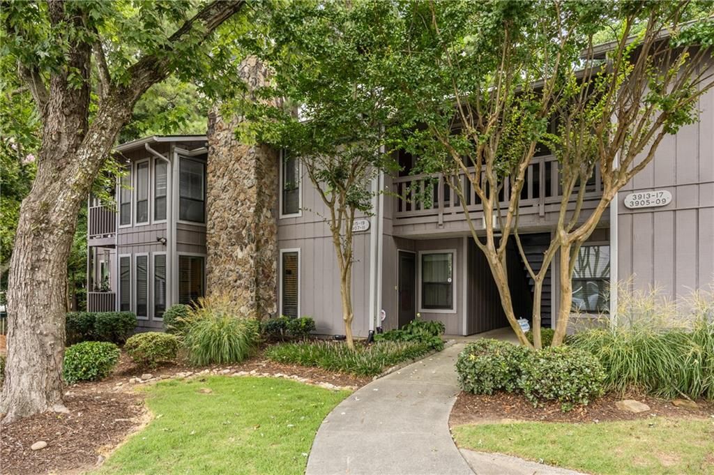 3919 Woodridge Way, Tucker, GA 30084