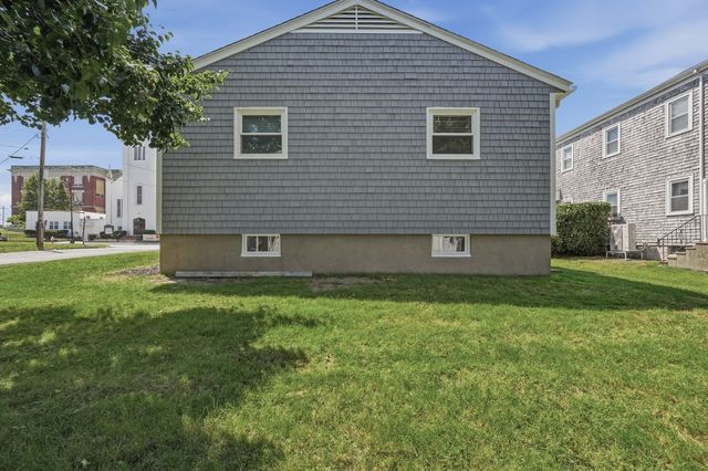 2228 Acushnet Ave, New Bedford, MA 02745