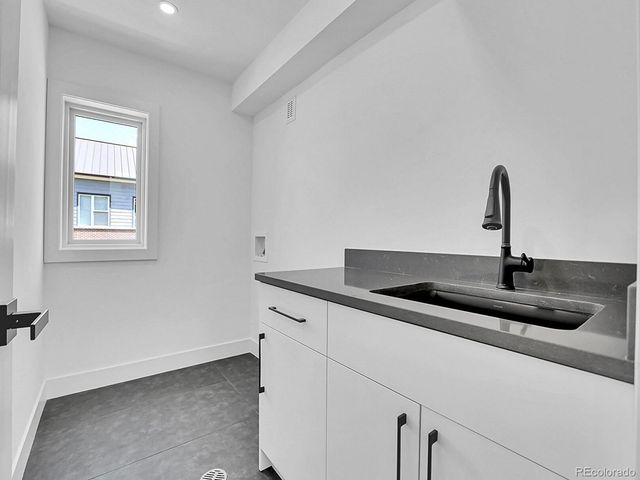 300 S Franklin Street, Denver, CO 80209