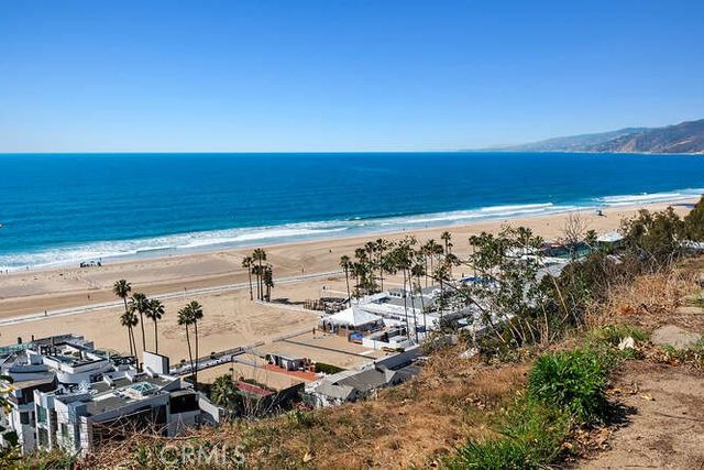 515 San Vicente D, Santa Monica, CA 90402