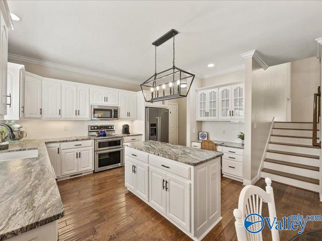 2704 Deford Mill Road SE, Owens Cross Roads, AL 35763